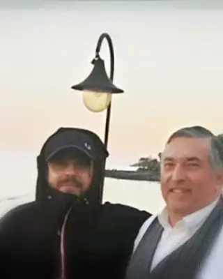 Calcutta con Carmelo Samperi davanti al mare alla Trattoria Scalo Grande